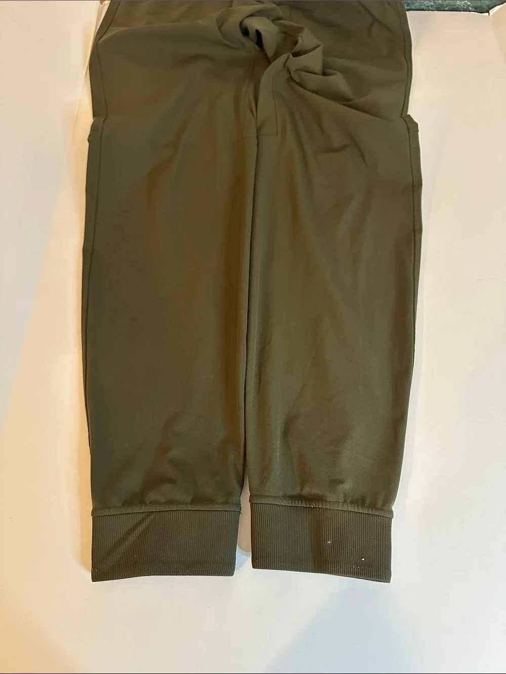 lululemon athletica comfortable olive